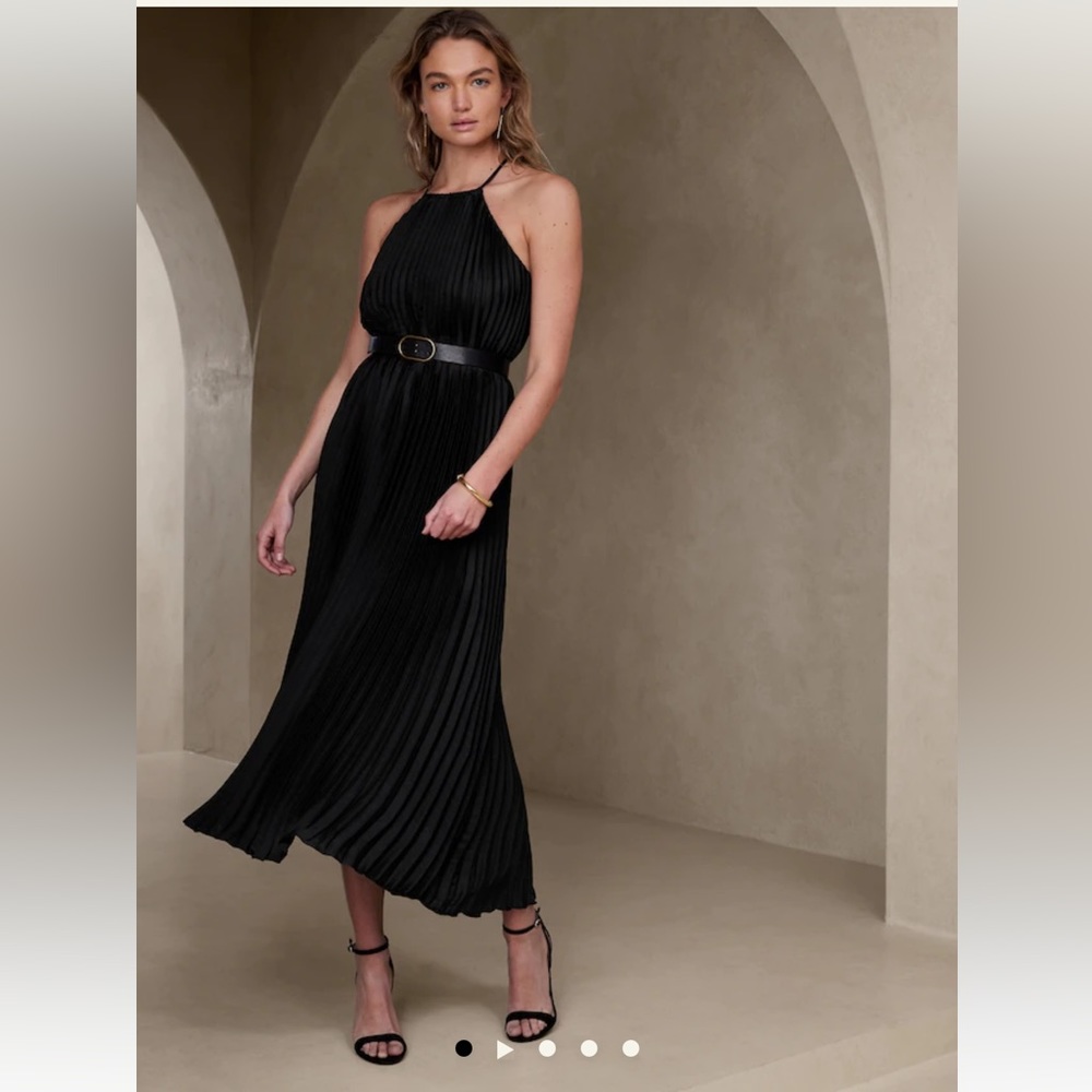 Banana Republic Halter Pleated Maxi Dress